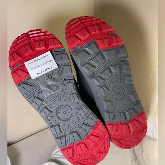 🖤 NIB UGG Arren Weather Unisex Youth size 5 Rainboots Waterproof - Picture 9 of 13